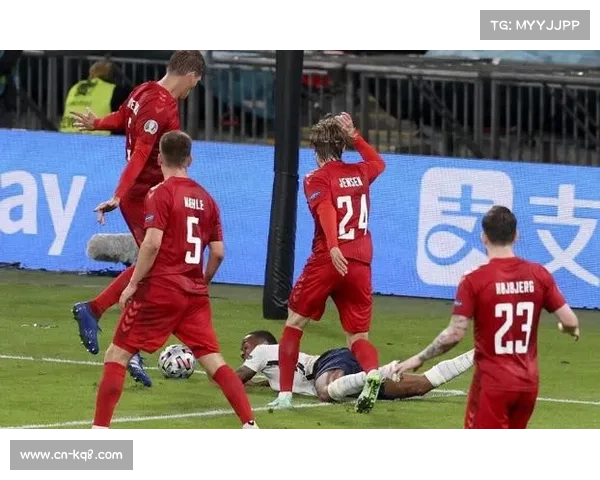 摩纳哥vs里昂争议判罚回顾：VAR介入点球改判引热议